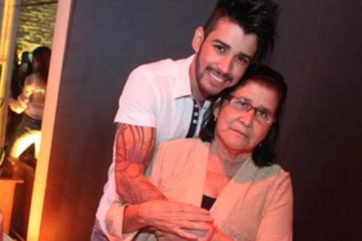 Mãe de Gusttavo Lima, Sebastiana Maria de Lima, 66, morreu na zona rural de Presidente Olegário (MG); cantor estava em show na região Mãe de Gusttavo Lima, Sebastiana Maria de Lima, 66, morreu na zona rural de Presidente Olegário (MG); cantor estava em show na região