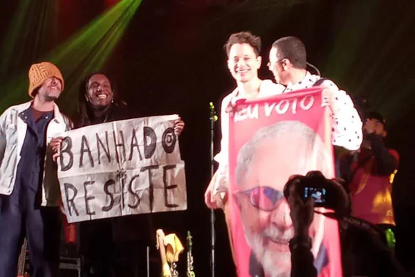 Maria Gadú declara voto em show e prefeitura pede suspensão de cachê