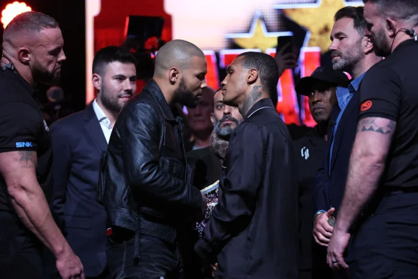Imagem colorida de Chris Eubank Jr. e Conor Benn - Metrópoles