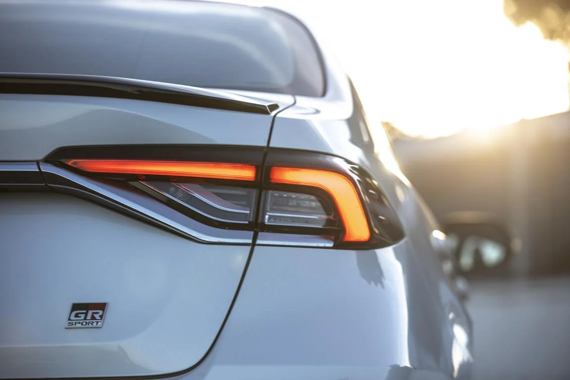 Toyota Corolla ‘esportivo’ GR-S chega às lojas por R$ 152 mil - imagem 2 Toyota Corolla ‘esportivo’ GR-S chega às lojas por R$ 152 mil - imagem 2