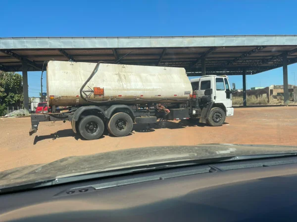 goias caminhão com carga adulterada de massa asfaltica