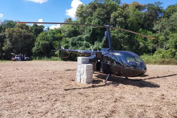 Bando que transportou 453kg de droga em helicóptero é alvo da PF no DF