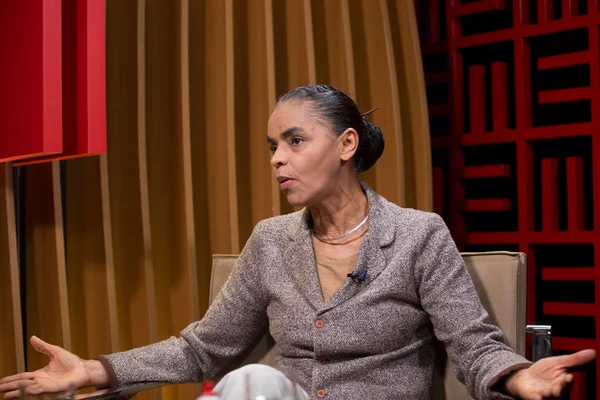 Elogio de Anitta não manteve engajamento de Marina Silva turbinado