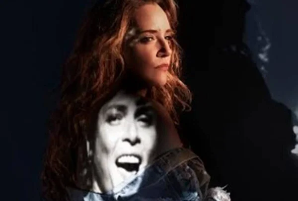 Montagem de Ana Carolina ao lado de Cássia Eller