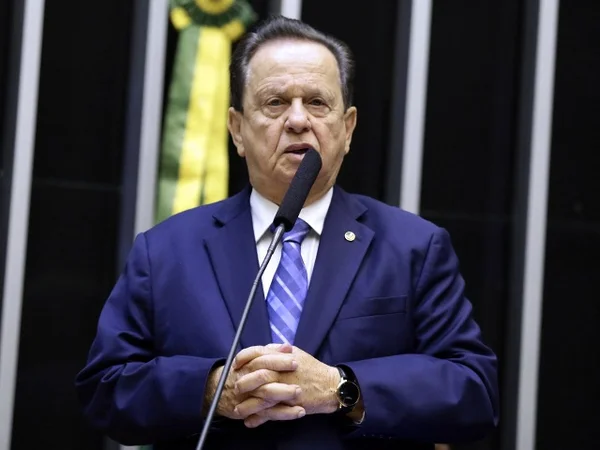 Deputado Mauro Lopes (PP-MG)