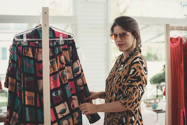 Veja as novidades da nova coleção da designer carioca Alix Duvernoy
