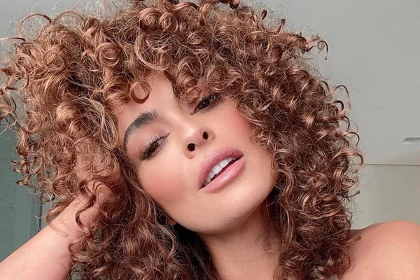 Com coronavírus, Juliana Paes diz que teve perda de olfato e paladar