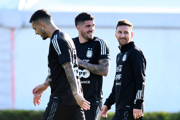 Messi reencontra o carinho na volta à Argentina contra a Venezuela