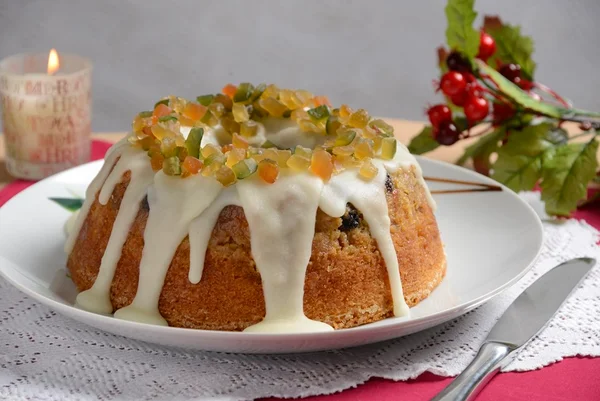 Adoce seu dia com a receita da torta de mel, maçã, nozes e passas