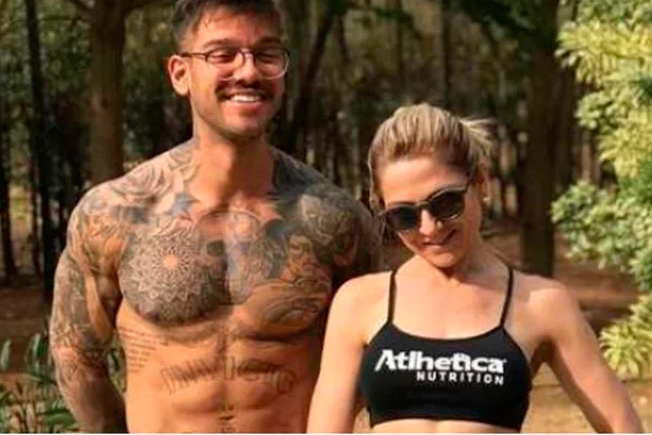 Lucas Lucco e a mãe