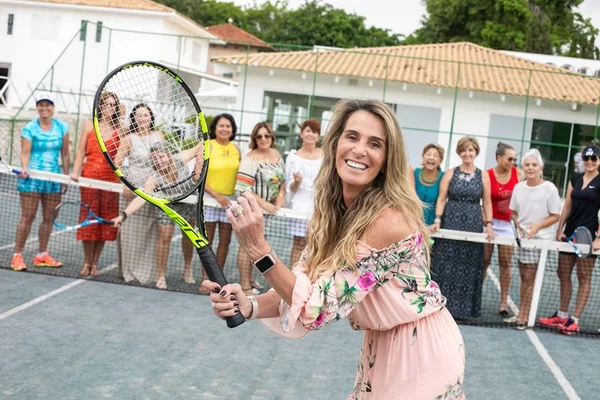 Susie El Haje Lobo celebra aniversário em clima esportivo
