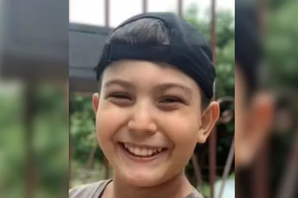 Desaparecido desde segunda-feira (6/4), o menino João Raspante Neto, de 13 anos, foi encontrado boiando em um Centro de Tratamento de Esgoto - Metrópoles