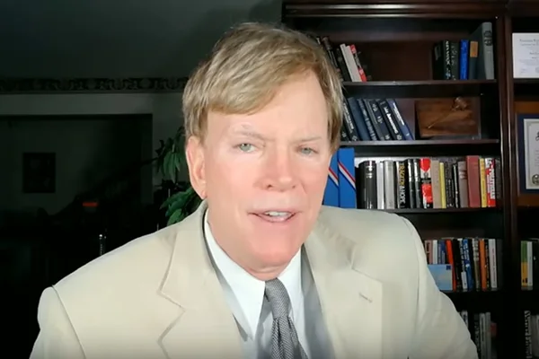 Ex-líder da Ku Klux Klan exalta nacionalismo de Bolsonaro