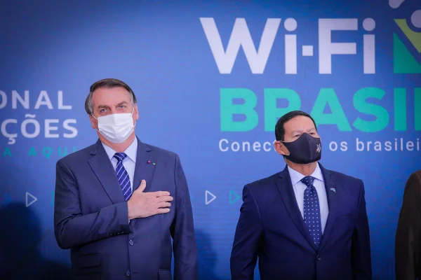 Mourão afirma que não há clima para impeachment de Bolsonaro