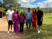 Janieli, Seu José e a família, em Dois Riachos, AL