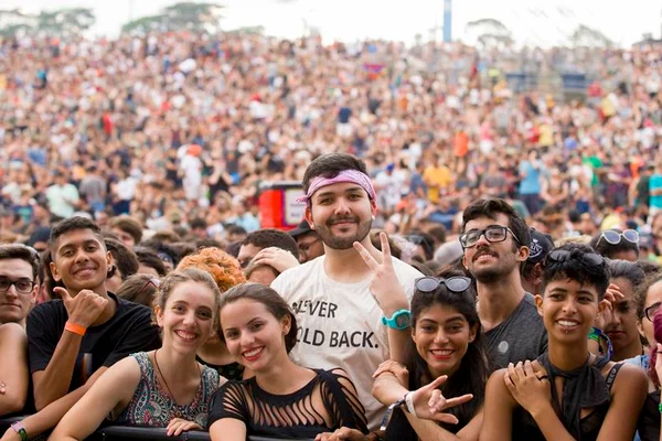 Lollapalooza 2020: ingressos começam a ser vendidos nesta segunda