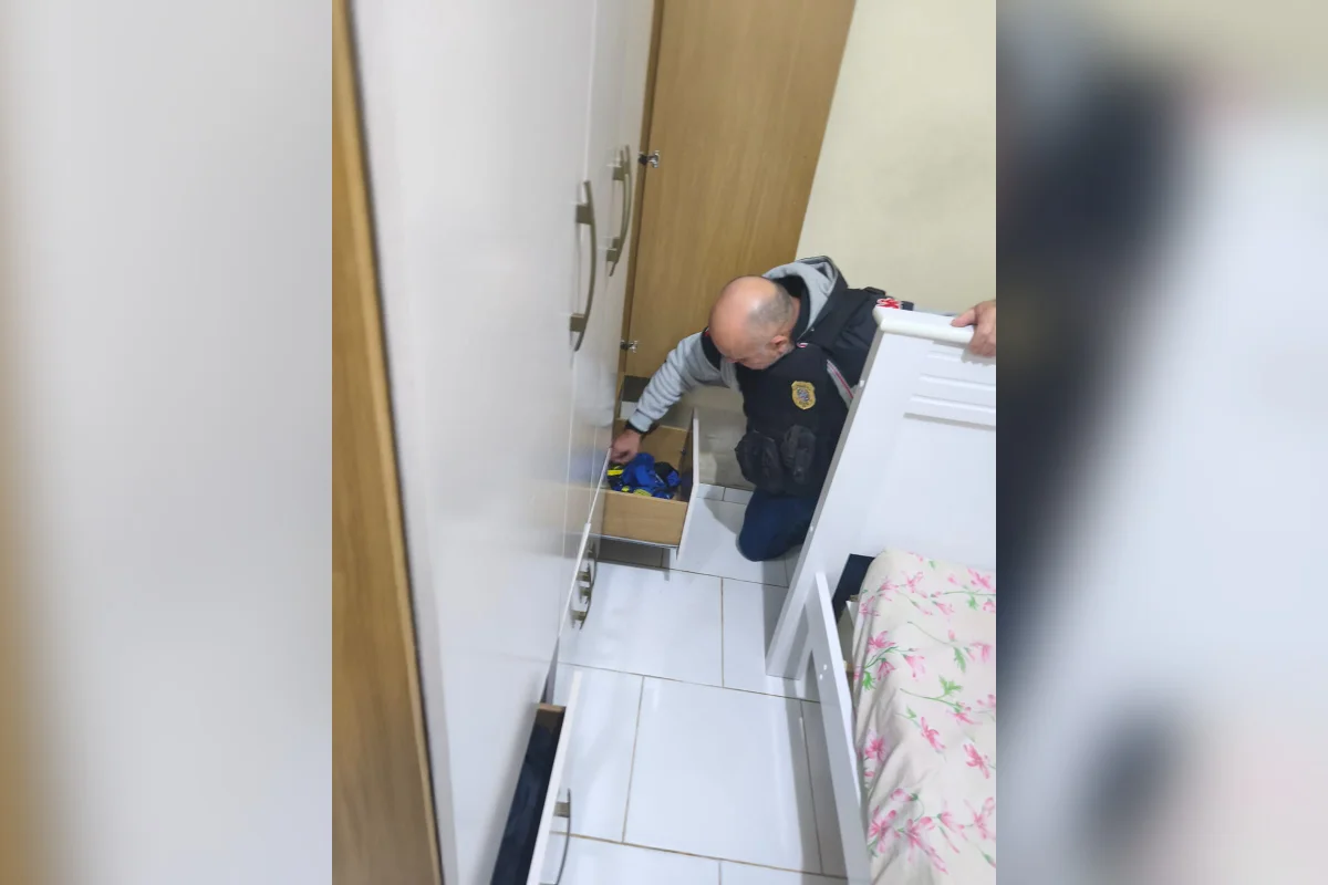 Homem confessa ao ChatGPT plano de matar o filho Homem confessa ao ChatGPT plano de matar o filho