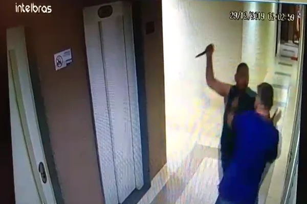 Entorno: novo vídeo mostra vizinhos discutindo antes de facada
