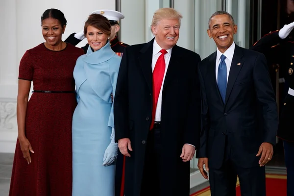 Melania Trump é acusada de plagiar Michelle Obama