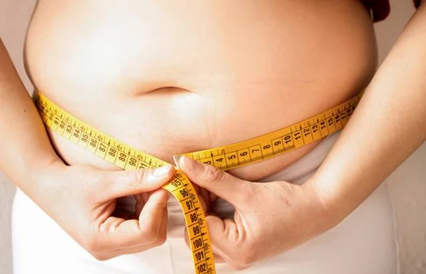 Obesidade é o 2° principal fator de risco para o câncer, alerta estudo
