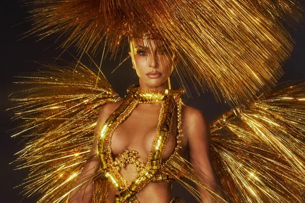 Sabrina Sato