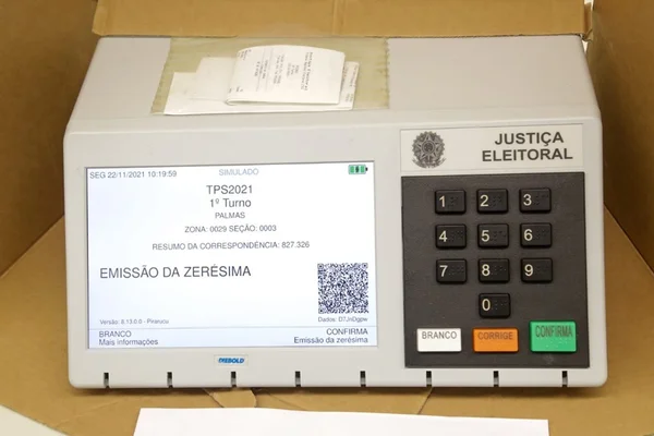 Testes das urnas eletrônicas no TSE