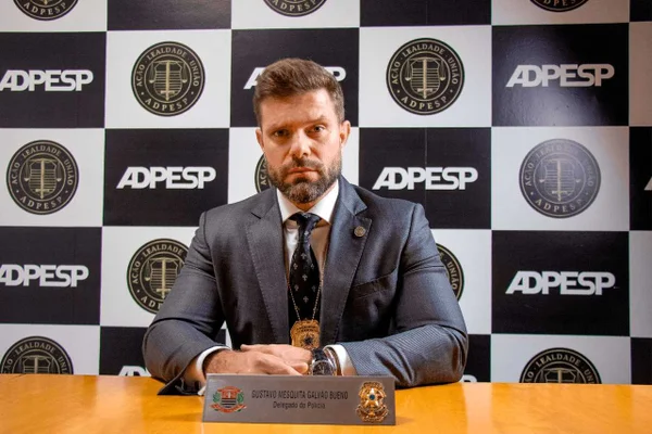 Roubos de falsos entregadores são comandados por facções, diz delegado
