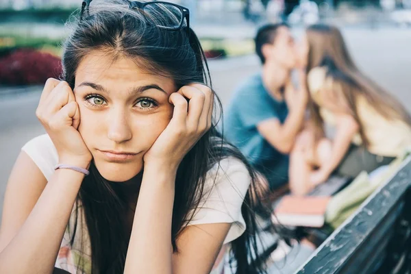Ande na linha! Descubra quais signos não perdoariam uma traição