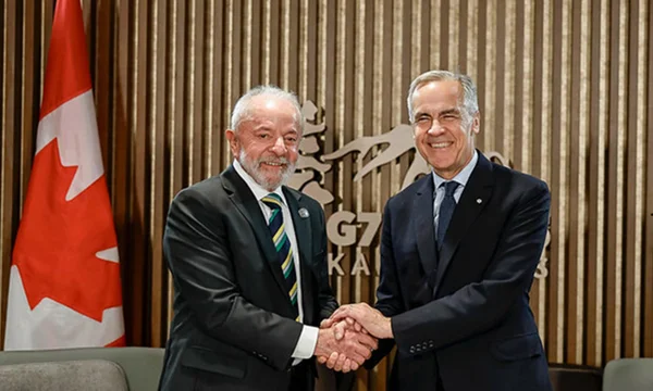 Canadá emite alerta para o Brasil, cita eleições e consulados dos EUA - destaque galeria