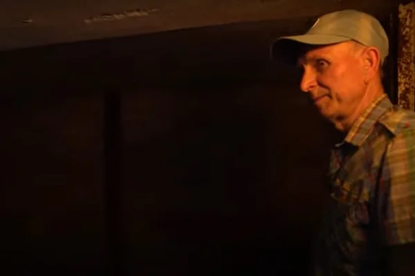Homem reencontra família na Ucrânia