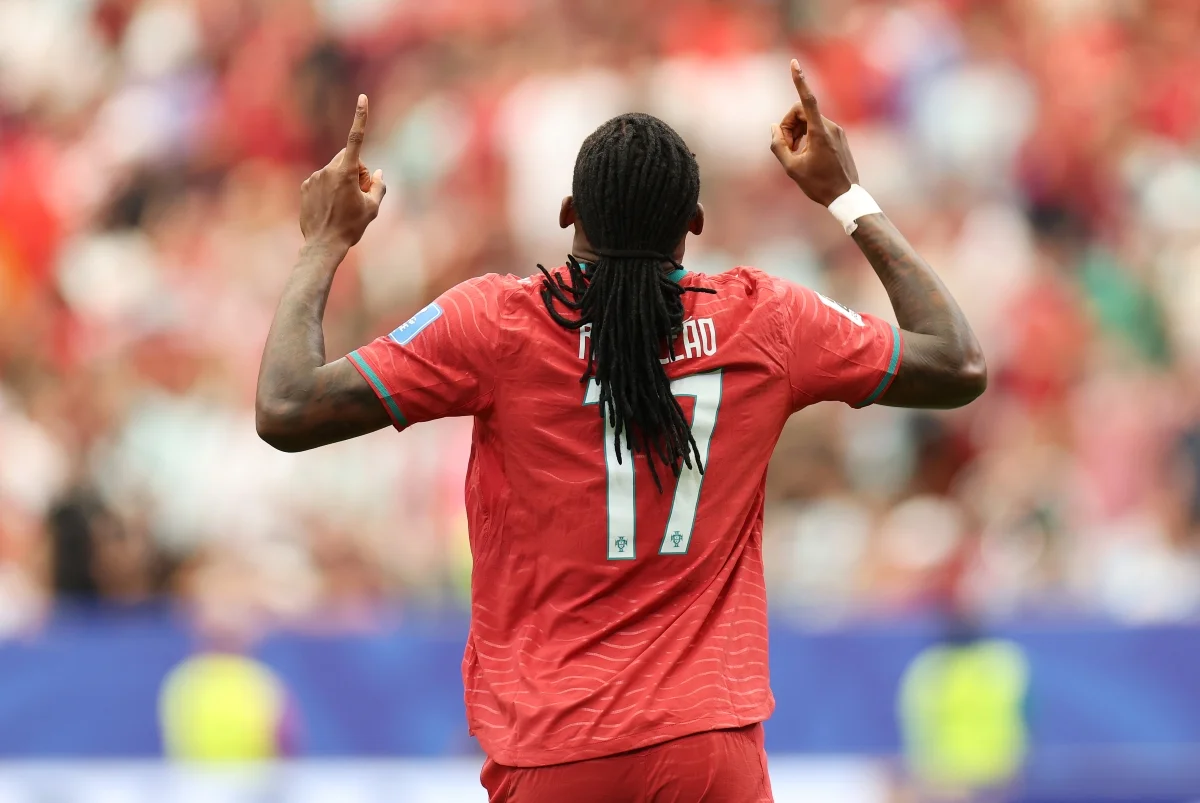Portugal marcou dois gols em bolas paradas treinadas por especialista - imagem 1 Portugal marcou dois gols em bolas paradas treinadas por especialista - imagem 1