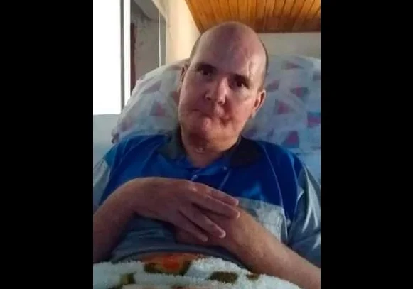 Tetraplégico por culpa de motorista bêbado, Amarildo vive de doações