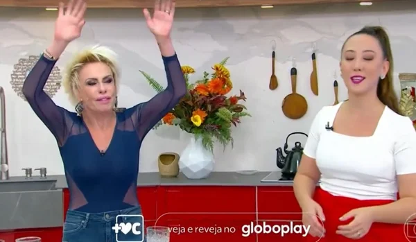 na Maria pedindo socorro após engasgar