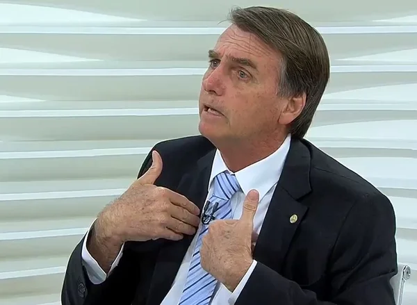 “Estou mais preparado para reagir”, diz Bolsonaro sobre assalto