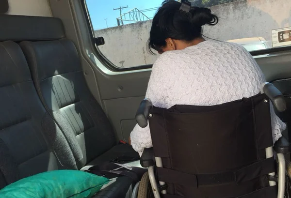 Cadeirante é presa ao entrar com celulares em presídio de Luziânia