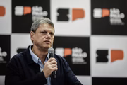Tarcísio diz que Bolsonaro é "inocente" e que anistia é "pacificação"