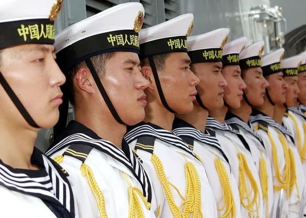 China busca parceria militar com europeus