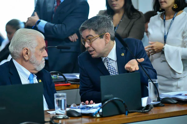 jaques wagner randolfe rodrigues - Metrópoles