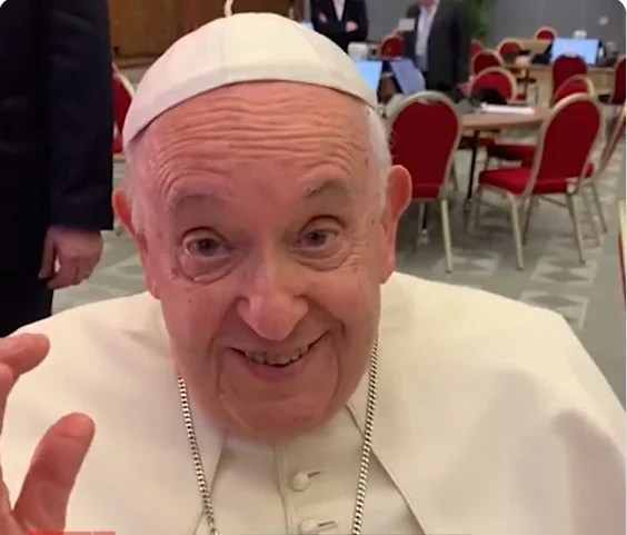 imagem colorida papa francisco nossa senhora aparecida