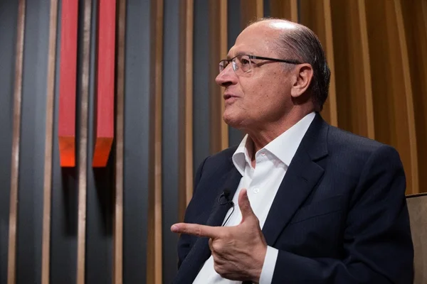 Atrás do voto dos ruralistas, Alckmin endurece discurso e estratégias