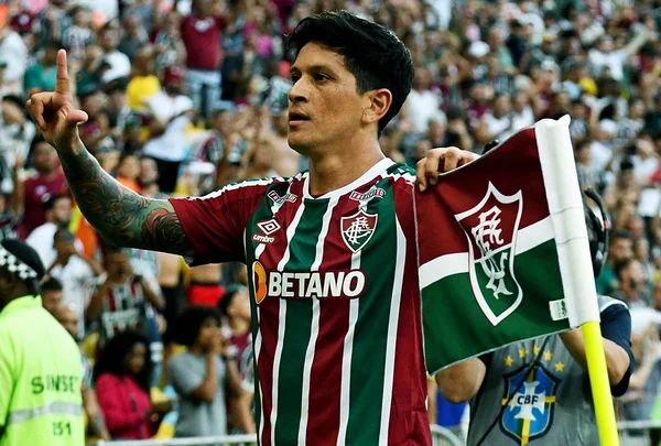 Germán Cano comemorando gol