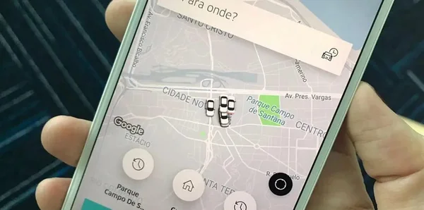 Imagem colorida do aplicativo da Uber - Metrópoles