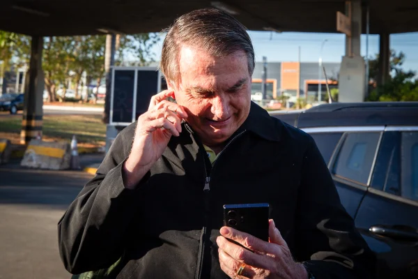 Bolsonaro movimentou R$ 30 milhões em um ano, aponta PF