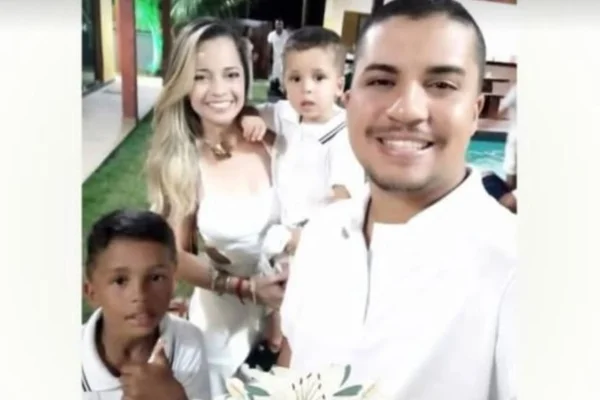 imagem colorida de família que morreu em acidente na BR-040