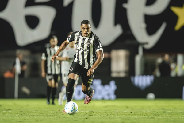 Imagem colorida de Cauã Soares, do Atlético-MG