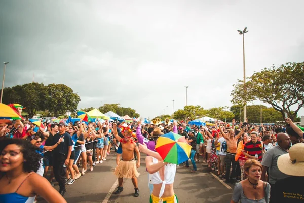 Carnaval: veja a vibração ideal para o seu signo brilhar
