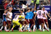 Atletas da Espanha comemoram classificação à final da Copa do Mundo Atletas da Espanha comemoram classificação à final da Copa do Mundo