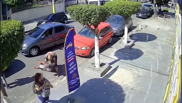 imagem colorida pai e filho presos apos agredirem motorista briga de transito