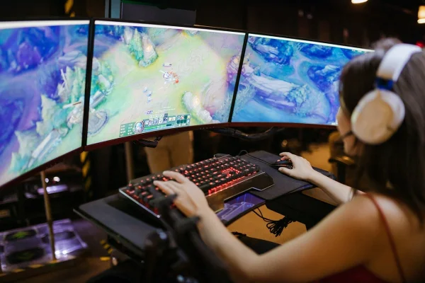 Dia Internacional do Gamer: produtos em oferta para quem curte jogos