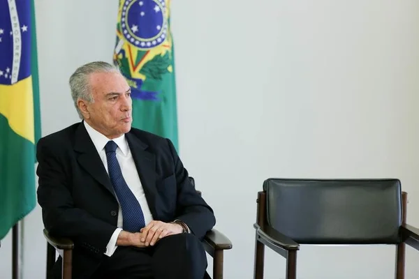 Temer admite que votação da Previdência pode ficar para fevereiro